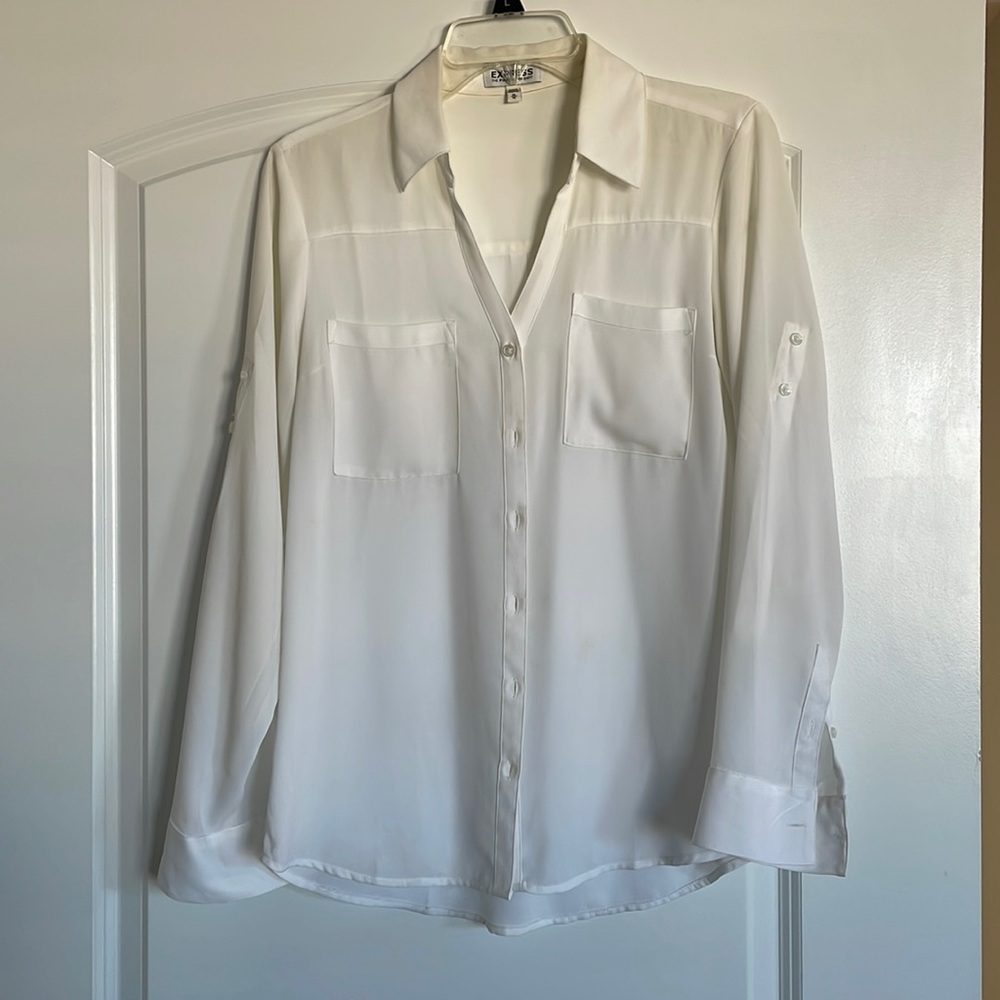 Simple white button down dress shirt and with breast pockets, size medium